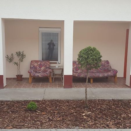 M&M Apartman Tiszafüred 외부 사진
