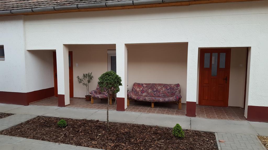 M&M Apartman Tiszafüred 외부 사진